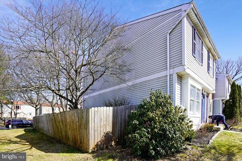7923 Sutherland Ct, Pasadena, MD 21122 photo 9