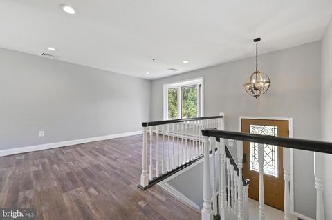 549 6th St, Pasadena, MD 21122 photo 8
