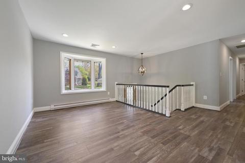 549 6th St, Pasadena, MD 21122 photo 10