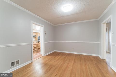 7815 Bertha Rd, Pasadena, MD 21122 photo 14