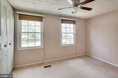 8111 Tower Bridge Dr, Pasadena, MD 21122 photo 16