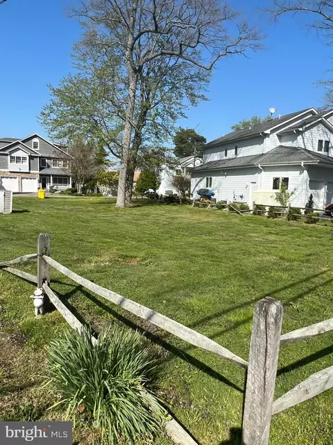 804 Walnut Ave, North Beach, MD 20714