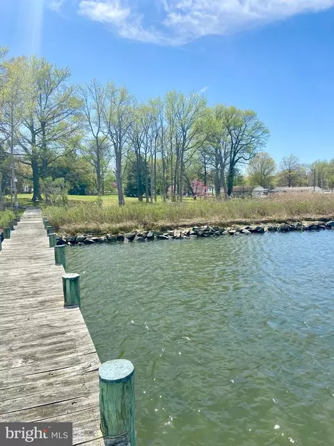 1052 Old Turkey Point Rd, Edgewater, MD 21037 photo 17