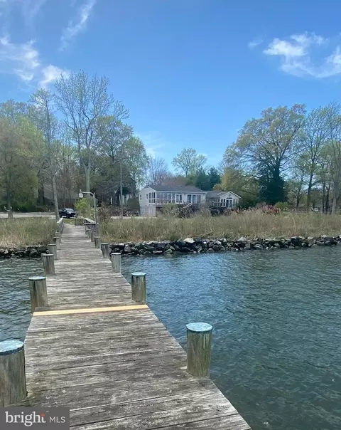 1052 Old Turkey Point Rd, Edgewater, MD 21037 photo 13
