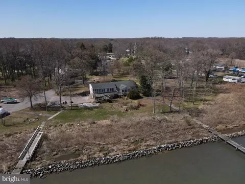 1052 Old Turkey Point Rd, Edgewater, MD 21037 photo 7