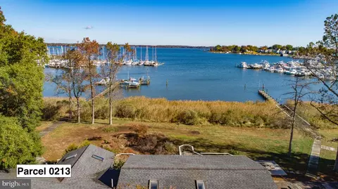 1052 Old Turkey Point Rd, Edgewater, MD 21037 photo 3