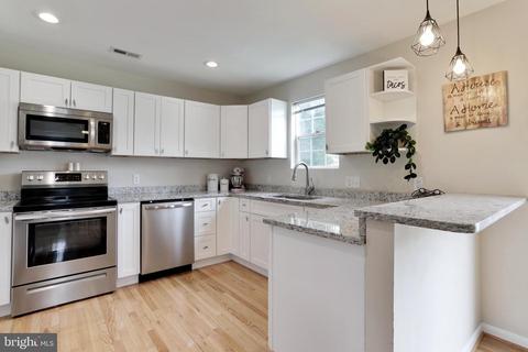 722 204th St, Pasadena, MD 21122 photo 10