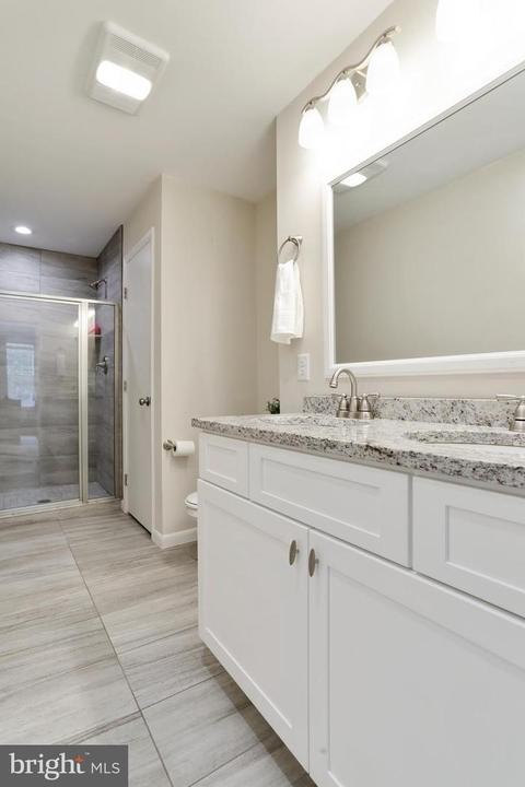 722 204th St, Pasadena, MD 21122 photo 23