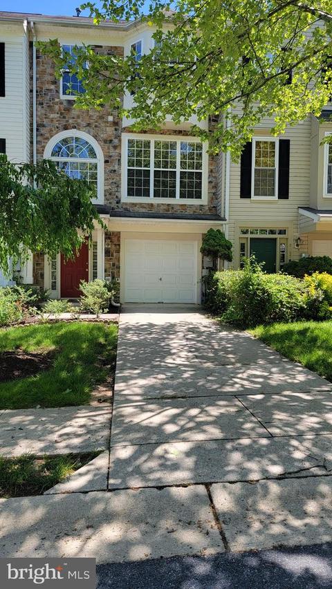 8305 Brooktree St, Laurel, MD 20724 photo 1