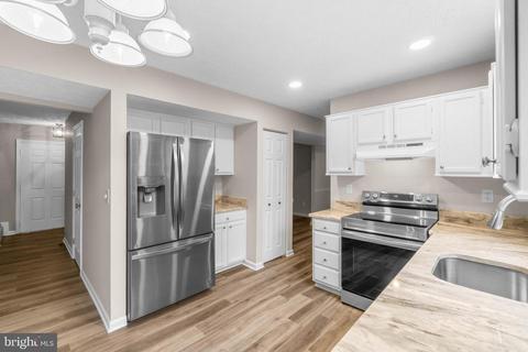 1202 Ripple Ct, Pasadena, MD 21122 photo 17