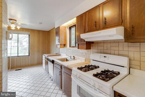 115 Gerald Dr, Severn, MD 21144 photo 19