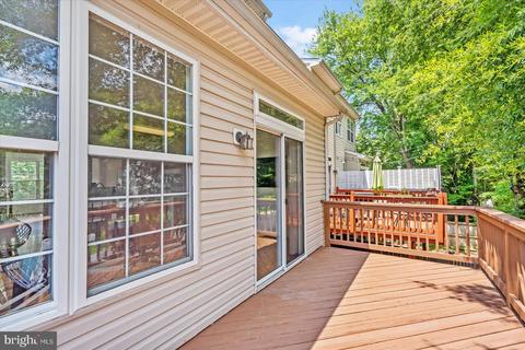 3906 Apple Orchard Dr, Pasadena, MD 21122 photo 47