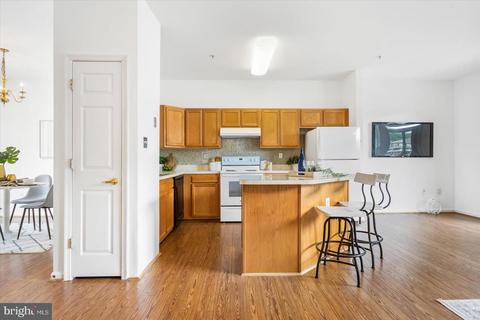3906 Apple Orchard Dr, Pasadena, MD 21122 photo 15