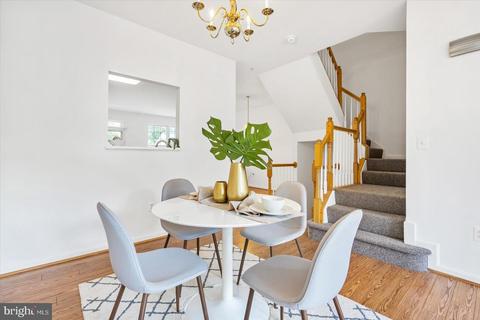 3906 Apple Orchard Dr, Pasadena, MD 21122 photo 5