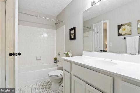 367 Cool Breeze Ct, Pasadena, MD 21122 photo 12