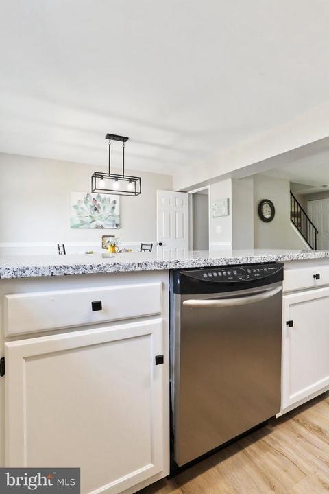 367 Cool Breeze Ct, Pasadena, MD 21122 photo 31