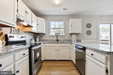 367 Cool Breeze Ct, Pasadena, MD 21122 photo 29