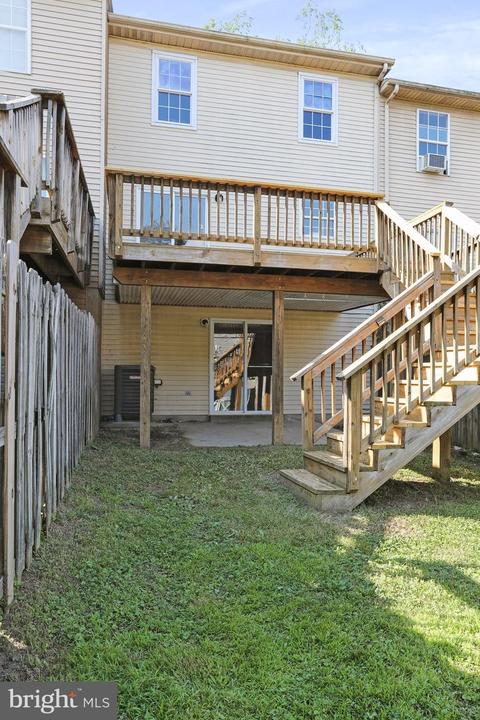367 Cool Breeze Ct, Pasadena, MD 21122 photo 3