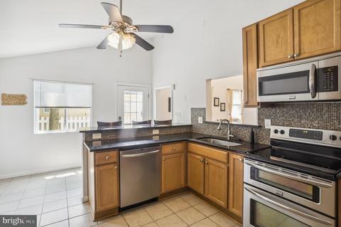 1723 Fairhill Dr, Edgewater, MD 21037 photo 7