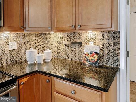 1723 Fairhill Dr, Edgewater, MD 21037 photo 6