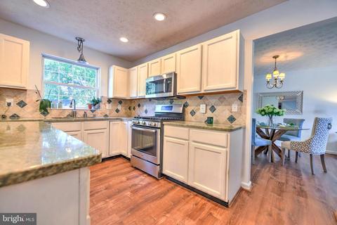 8146 Bell Tower Xing, Pasadena, MD 21122 photo 15