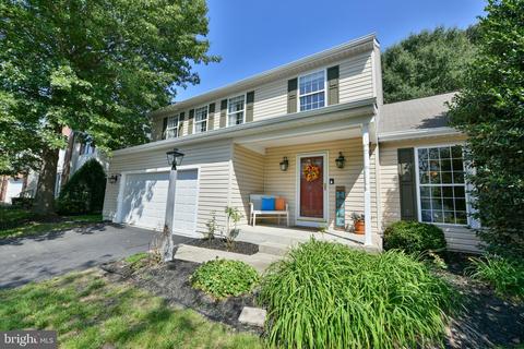 8146 Bell Tower Xing, Pasadena, MD 21122 photo 1