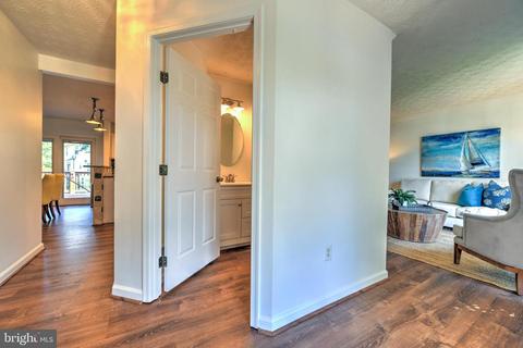 8146 Bell Tower Xing, Pasadena, MD 21122 photo 5
