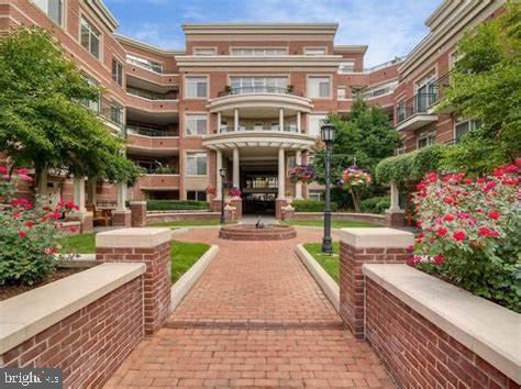 66 Franklin St #406, Annapolis, MD 21401