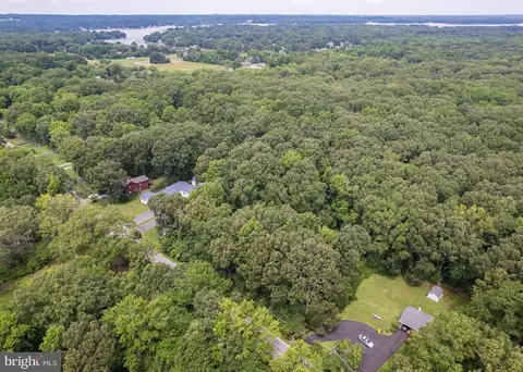 1448 Cedarhurst Rd, Shady Side, MD 20764 photo 1