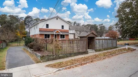 Exterior - 1198 Hunter Rd, Pasadena, MD 21122 photo 4 of 13