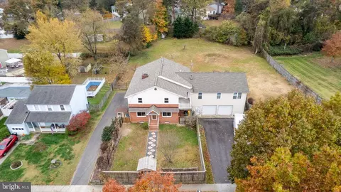 Exterior - 1198 Hunter Rd, Pasadena, MD 21122 photo 9 of 13