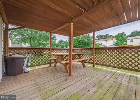 7726 Acrocomia Dr, Hanover, MD 21076 photo 17