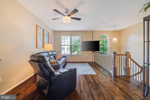 3921 Apple Orchard Dr, Pasadena, MD 21122 photo 8