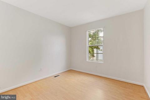 1105 Hotel Dr, Pasadena, MD 21122 photo 13