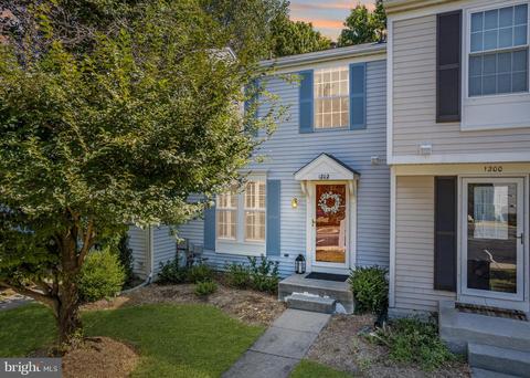 1202 Quaker Ridge Dr, Arnold, MD 21012 photo 1