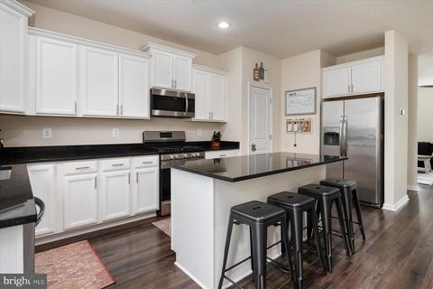 8351 Daydream Cres, Pasadena, MD 21122 photo 11