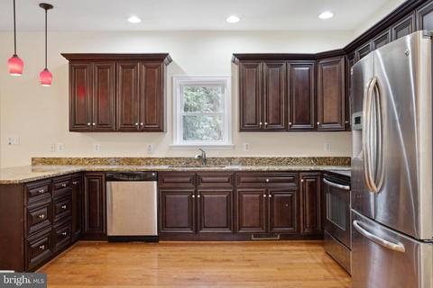 7620 Bens Way, Pasadena, MD 21122 photo 9