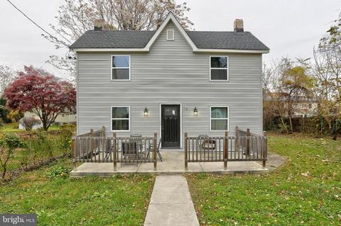 12 Henson, Brooklyn Park, MD 21225