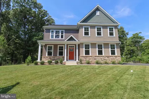 1305 Polyanski Dr, Pasadena, MD 21122 photo 2