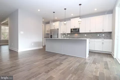 1305 Polyanski Dr, Pasadena, MD 21122 photo 10