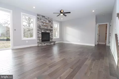 1305 Polyanski Dr, Pasadena, MD 21122 photo 13