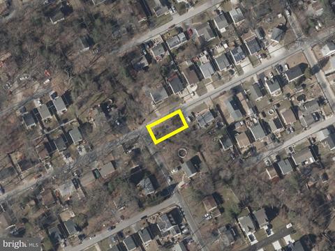 685 209th St, Pasadena, MD 21122 photo 1