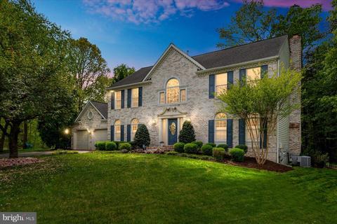 105 Evanfield Ct, Millersville, MD 21108