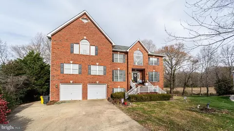 5339 Sweetwater Dr, West River, MD 20778