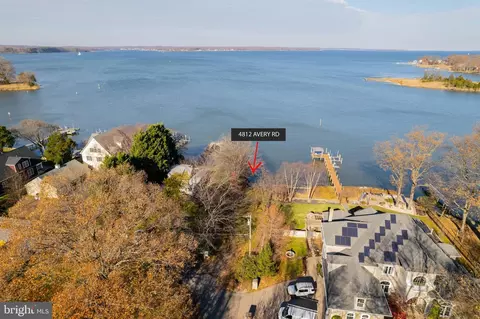4812 Avery Rd, Shady Side, MD 20764