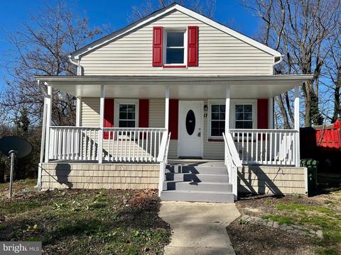 17 Park Pl, Brooklyn, MD 21225