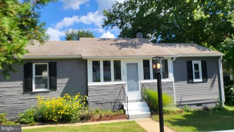 1609 Bentley Rd, Edgewater, MD 21037 photo 2