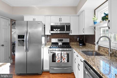 1880 Harcourt Ave, Crofton, MD 21114 photo 15