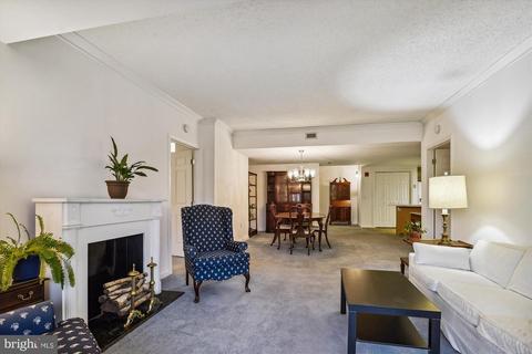 600 Mckinsey Park Dr #305, Severna Park, MD 21146