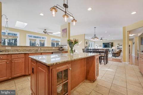 1611 Carnoustie Dr, Pasadena, MD 21122 photo 15